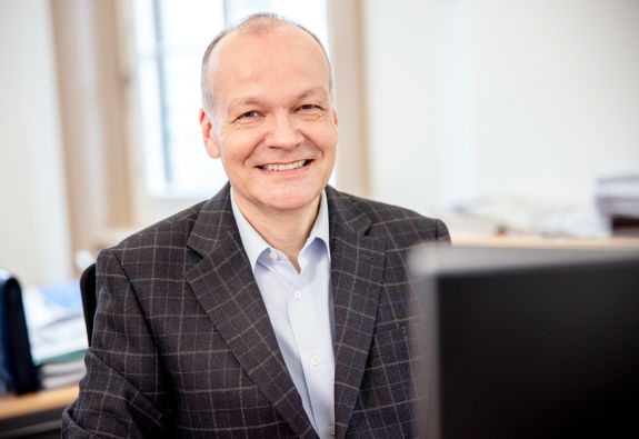 Respekt und Anerkennung muss man sich erarbeiten. Für alles andere können Sie Ihr Geld arbeiten lassen.